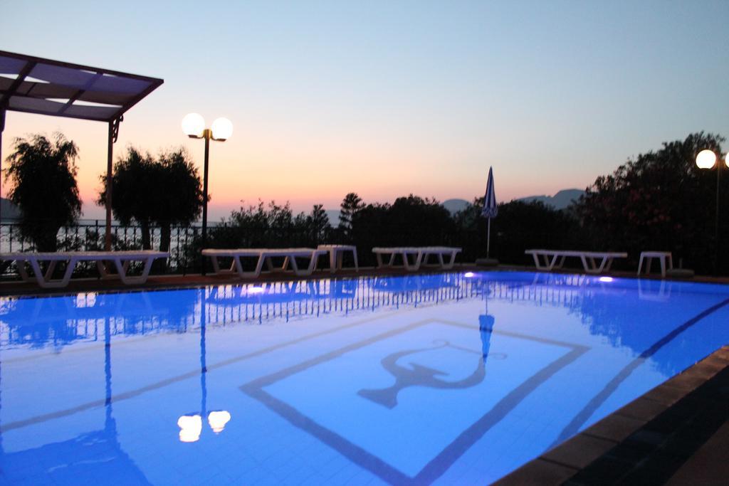 Hotel Philoxenia Masouri Buitenkant foto