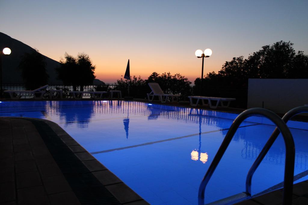 Hotel Philoxenia Masouri Buitenkant foto